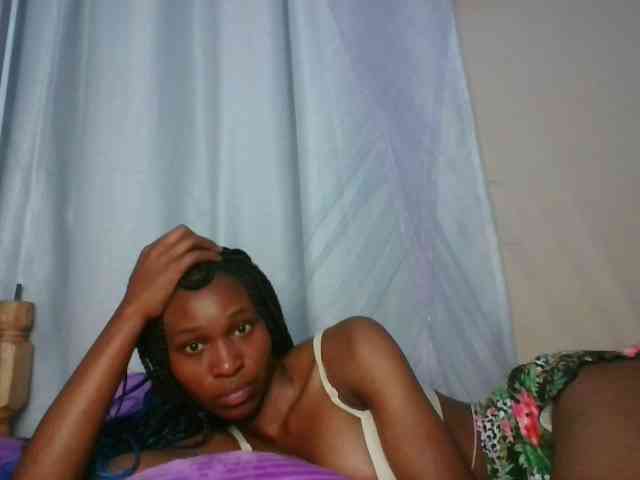 cute-tasha webcam