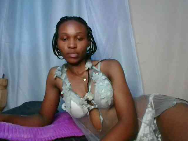 cute-tasha webcam