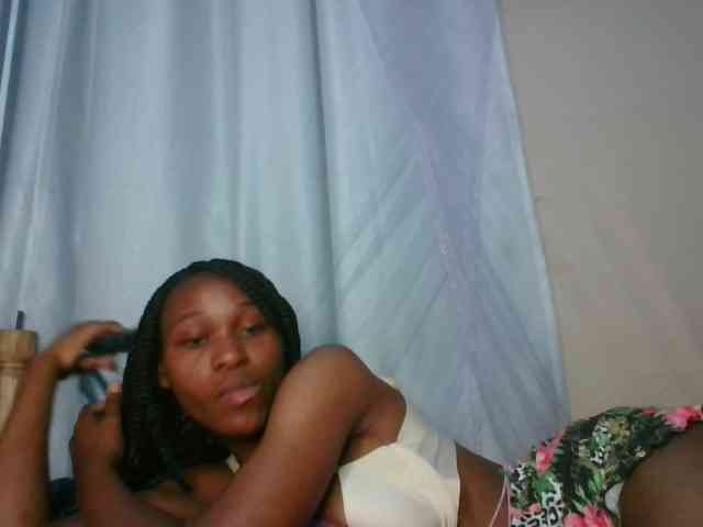 cute-tasha webcam