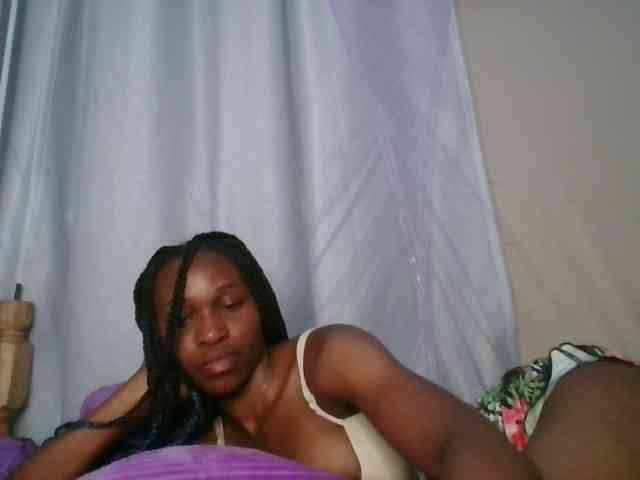 cute-tasha webcam