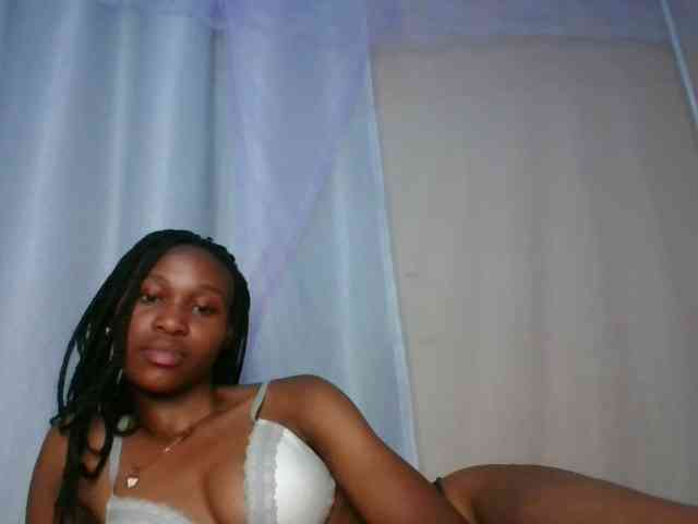 cute-tasha webcam