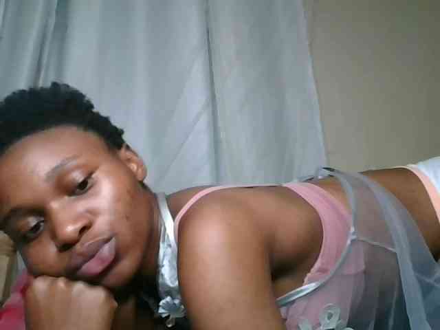 cute-tasha webcam