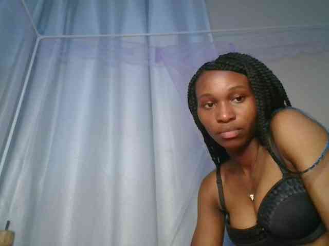 cute-tasha webcam