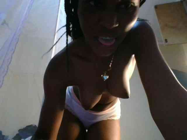 cute-tasha webcam