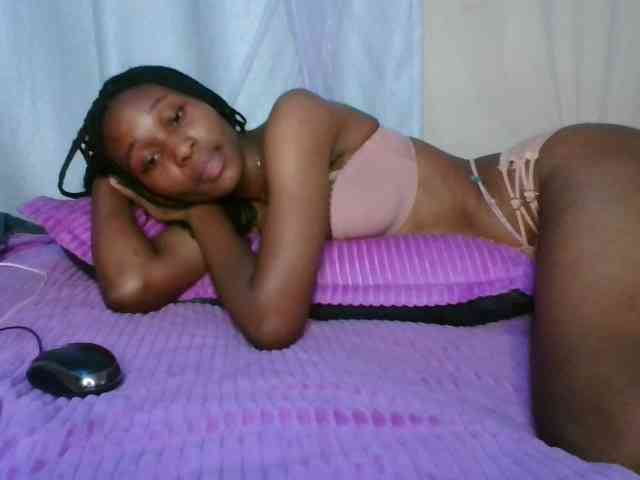 cute-tasha webcam