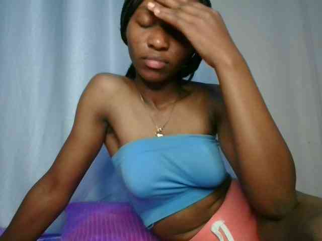 cute-tasha webcam