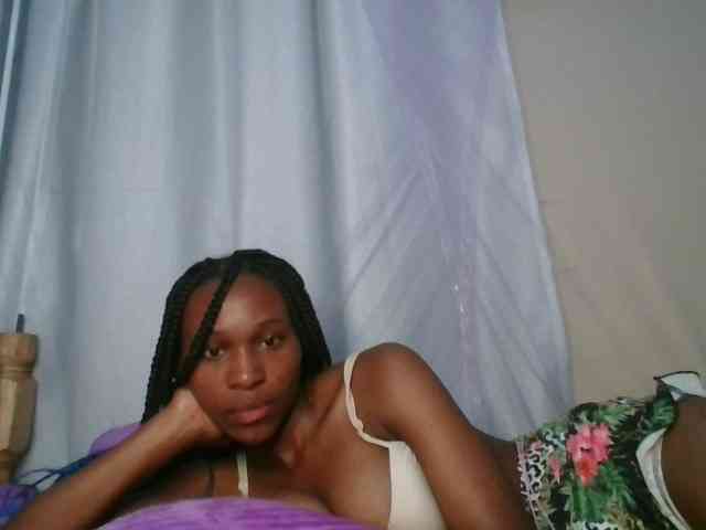 cute-tasha webcam