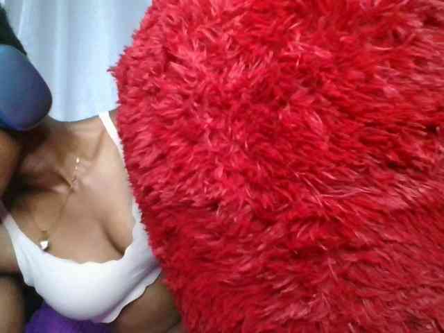 cute-tasha webcam