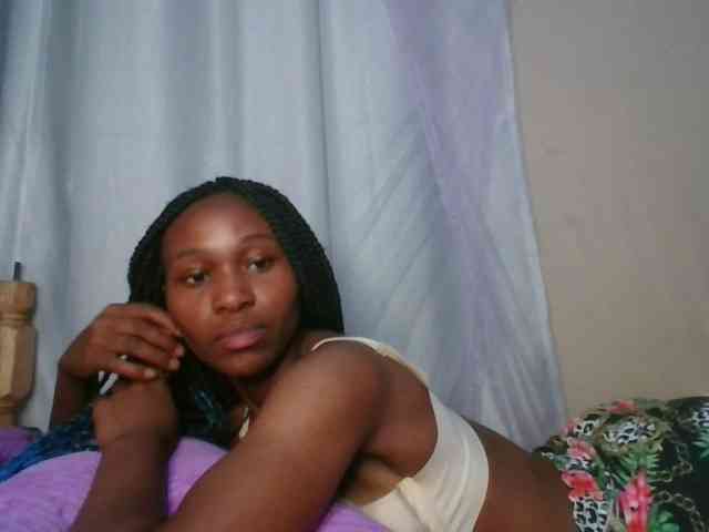 cute-tasha webcam