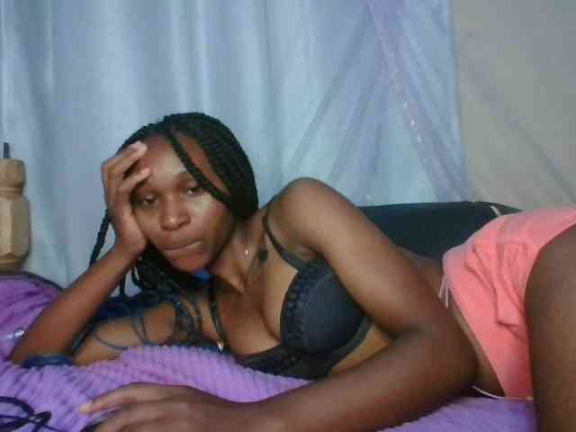 cute-tasha webcam