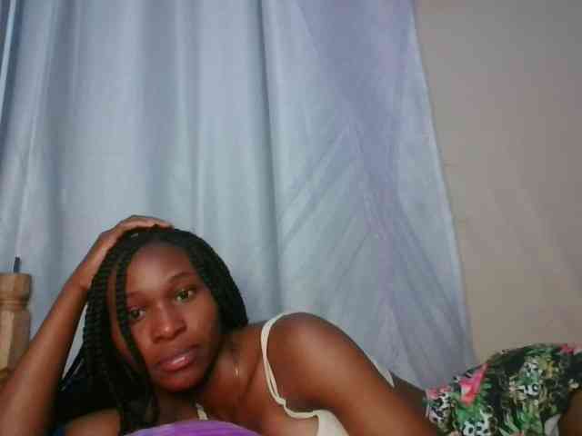 cute-tasha webcam