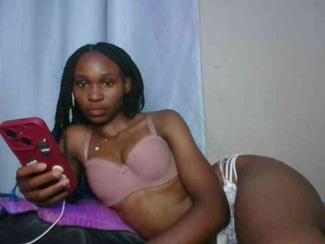 cute-tasha webcam