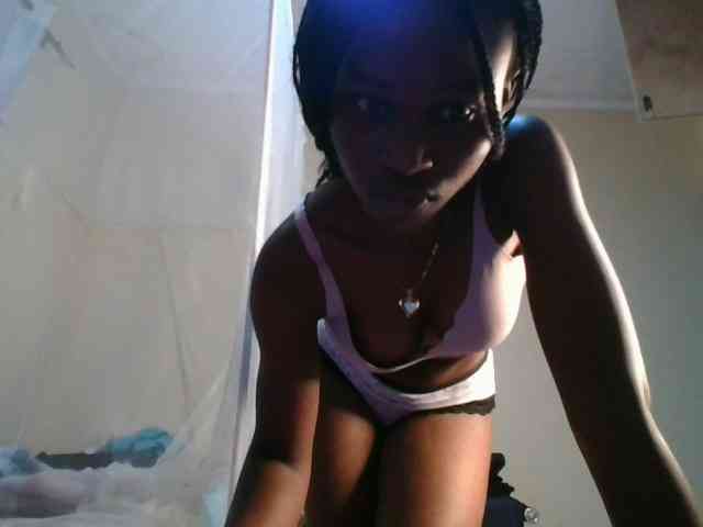 cute-tasha webcam