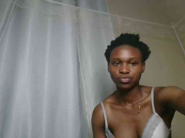 cute-tasha webcam