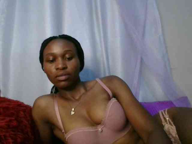 cute-tasha webcam