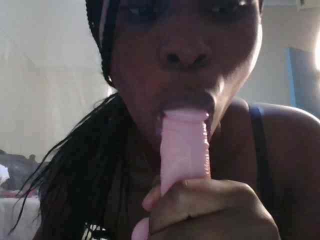 cute-tasha webcam