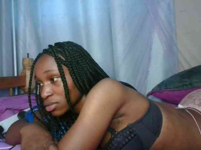 cute-tasha webcam