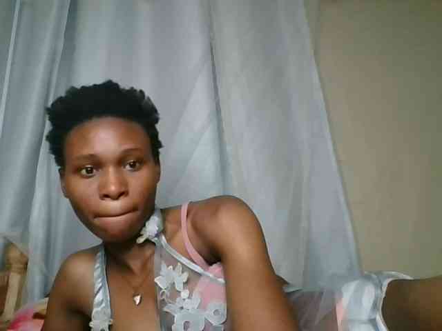 cute-tasha webcam