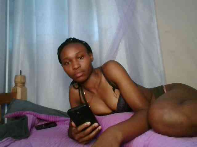 cute-tasha webcam