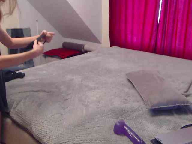 AmandaColl webcam