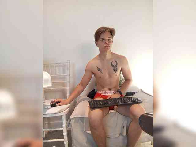 Tony1887 Live Webcam on BongaCams