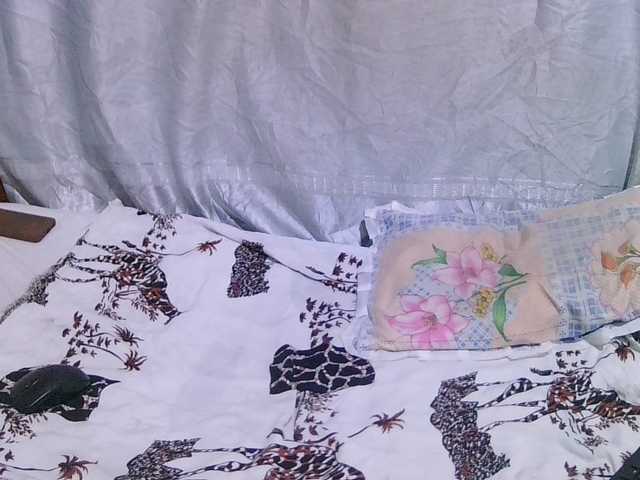 sexy-bbae's BongaCams show and profile