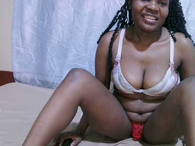 sexy-bbae's BongaCams show and profile