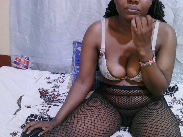 sexy-bbae's BongaCams show and profile