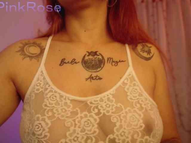 LiaPinkRose webcam