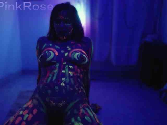 LiaPinkRose webcam