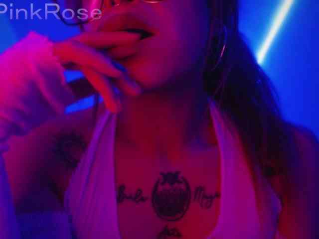 online cam to cam LiaPinkRose