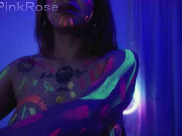 LiaPinkRose webcam