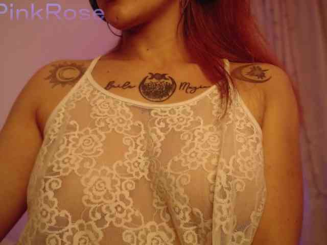 LiaPinkRose webcam
