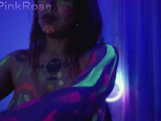 LiaPinkRose webcam