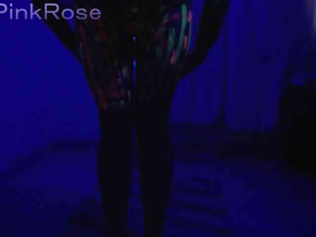 LiaPinkRose webcam