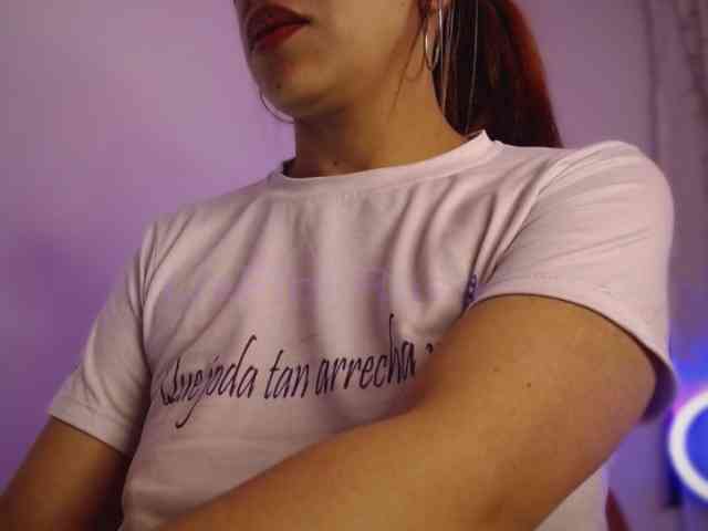 LiaPinkRose webcam