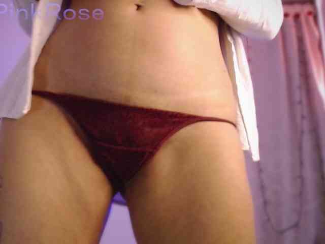 LiaPinkRose webcam