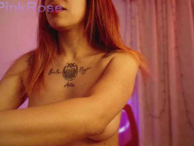 LiaPinkRose webcam
