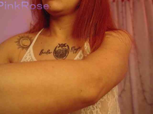 LiaPinkRose webcam