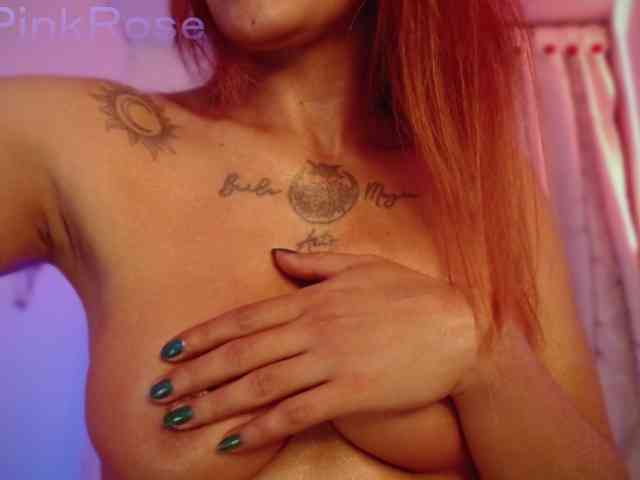 LiaPinkRose webcam