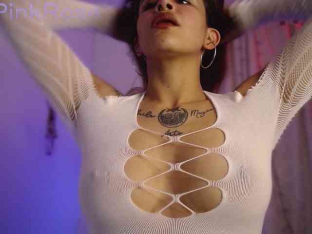 LiaPinkRose webcam