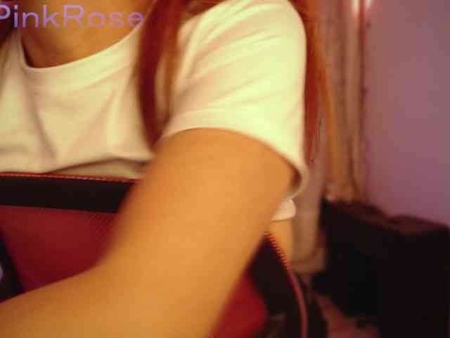 LiaPinkRose webcam