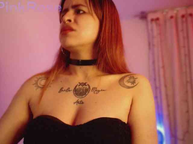 LiaPinkRose webcam