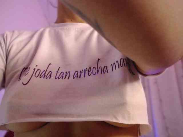 LiaPinkRose webcam
