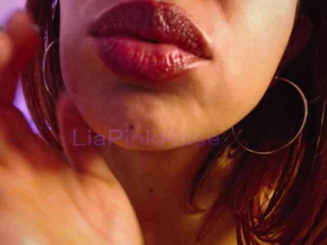 LiaPinkRose webcam