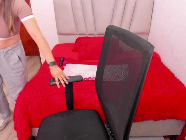 samantha--wilson's BongaCams show and profile