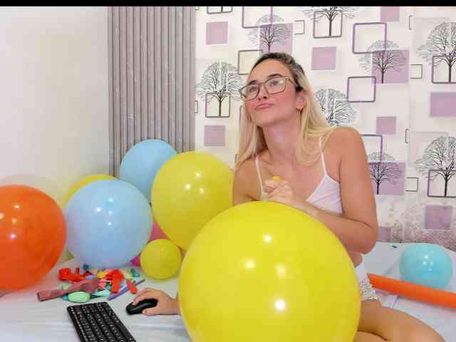 Mariam-Arango webcam