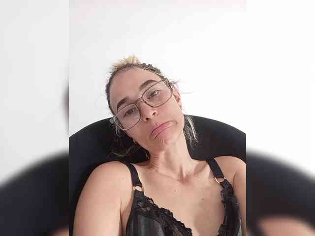 Mariam-Arango webcam