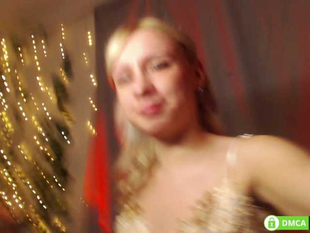 LavinellsX's BongaCams show and profile