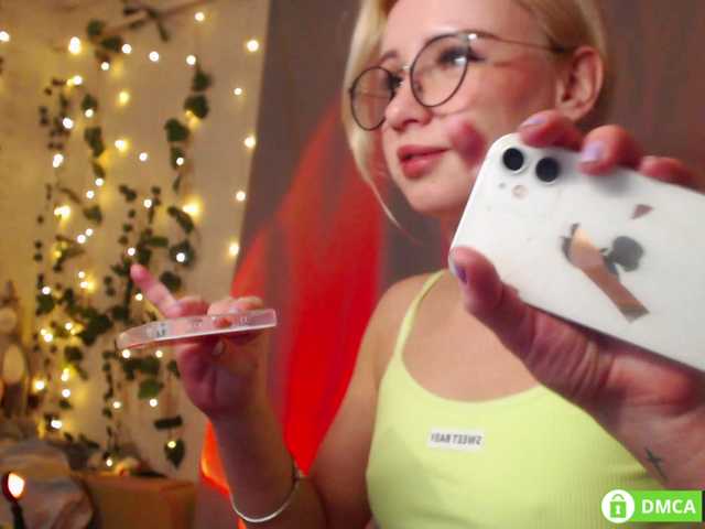 LavinellsX's BongaCams show and profile